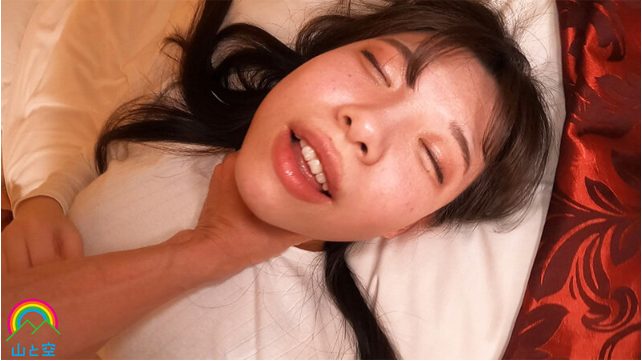 露出 av